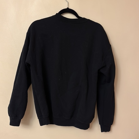 Posh on Campus poshmark graphic crew neck - Picture 3 of 3